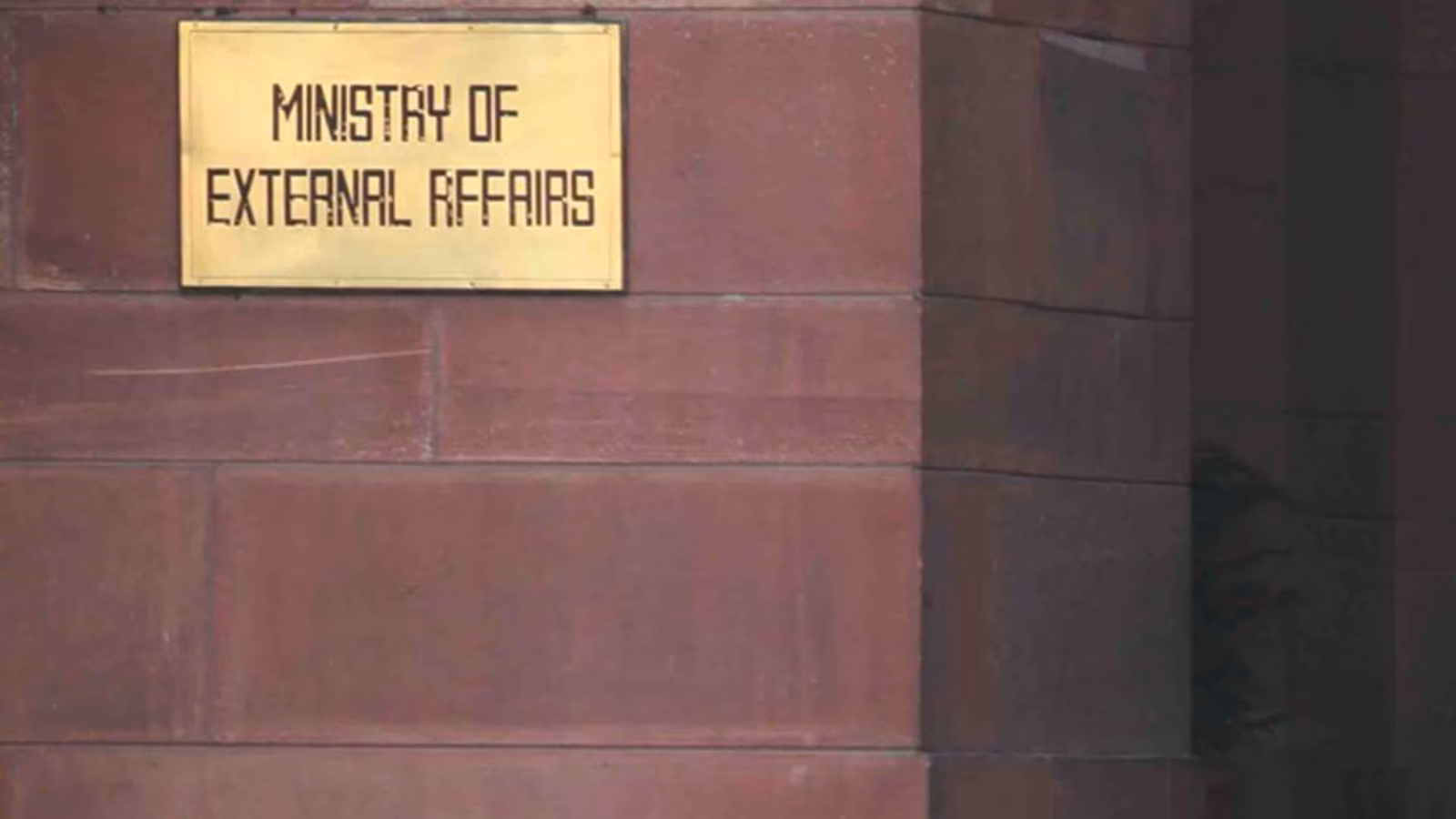 Ex-Navy officer arrested again in Qatar